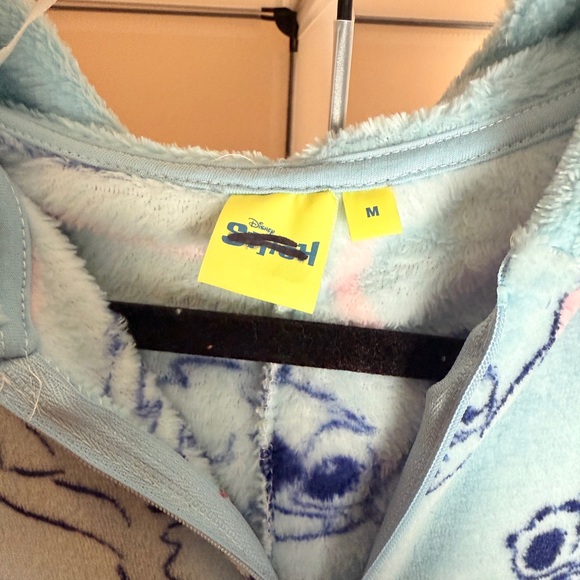 Disney Women's Stitch Light Blue Fleece PJ Onesie Size M NWOT - Picture 5 of 8